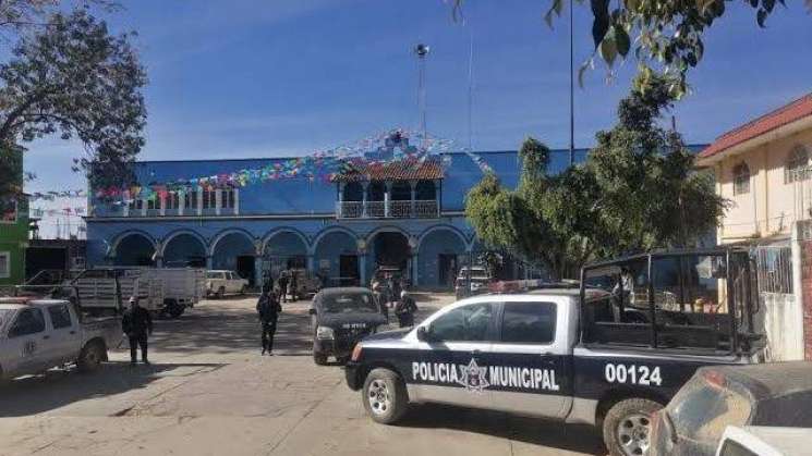 En San Martin Peras retienen a 15 personas por conflictos 