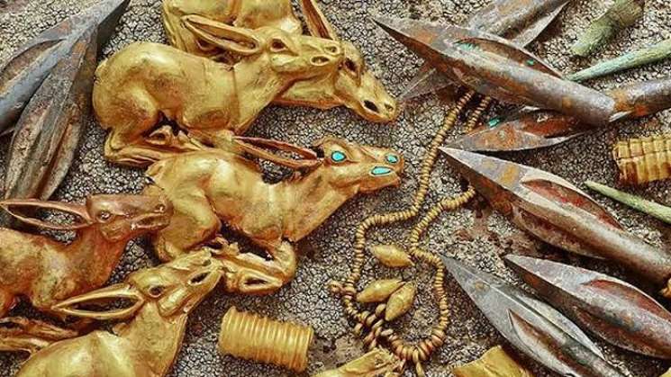 Hallan en Egipto joyas de oro de hace 3.000 años