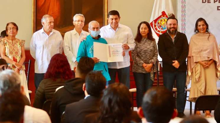 Entrega Gobierno de Oaxaca boletas de liberación a pres@s