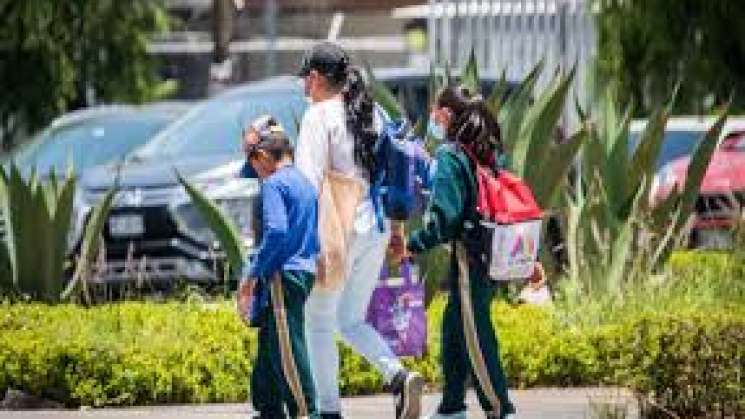 Inician vacaciones 24 millones de alumnos en México