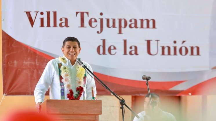 Presenta Salomón Jara iniciativa en materia de Austeridad 