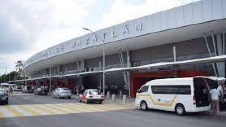 Por captura de Ovidio suspenden todos los vuelos a Sinaloa 