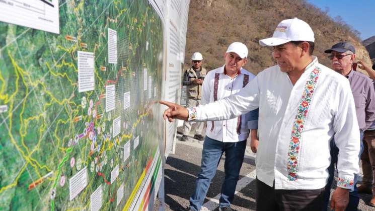 Construcción de Carretera Mitla-Tehuantepec prioridad de gobierno