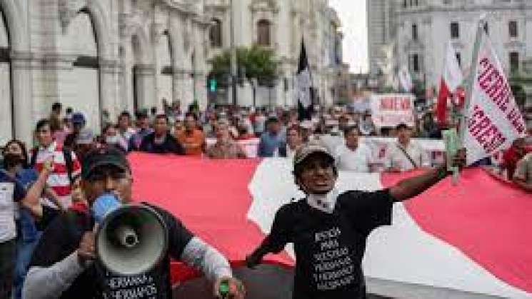 En Perú, confirman 42 muertos y 329 detenidos tras protestas
