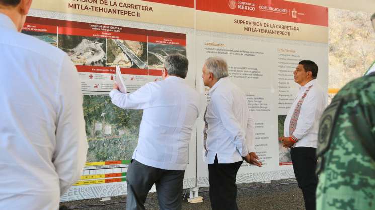 Supervisa AMLO y SJ avances de autopista Mitla-Tehuantepec   