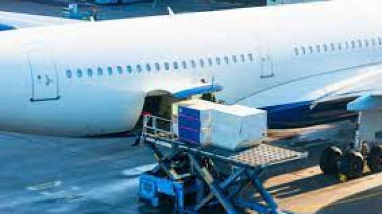 Tras decreto, cerrarán operaciones de carga en el AICM 