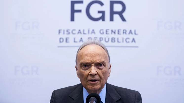 AMLO revela: Gertz Manero fue sometido a cirugía de columna