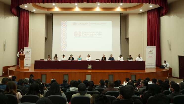 Realizan Tercer Foro Regional en la Universidad de la Sierra Sur