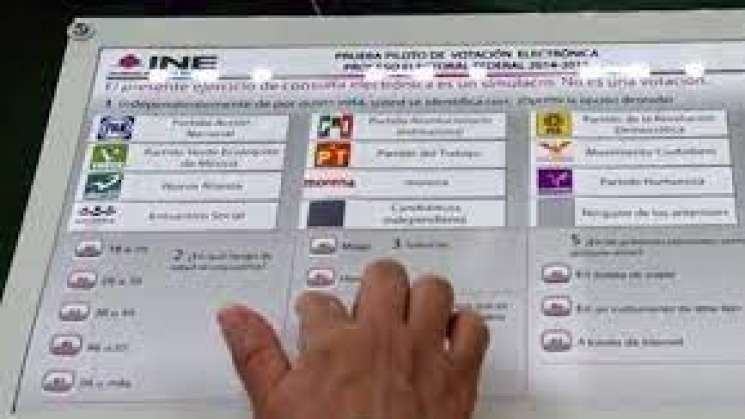 Mexicanos en el extranjero con voto electrónico para senadurías