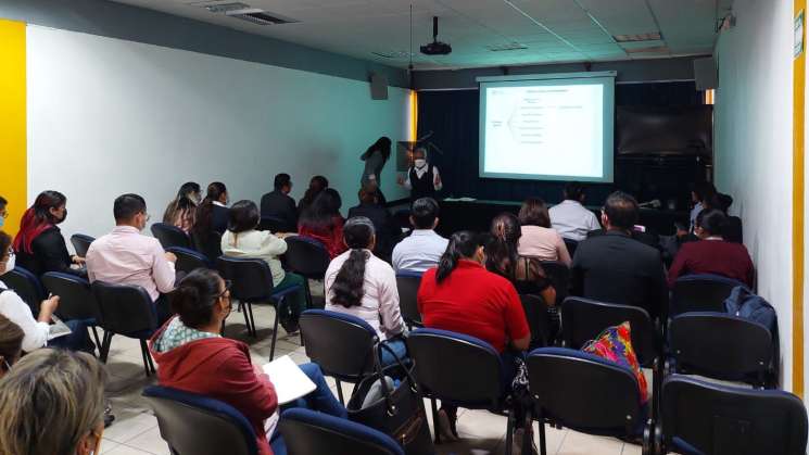 Forman a nuevas generaciones de profesionales de la salud