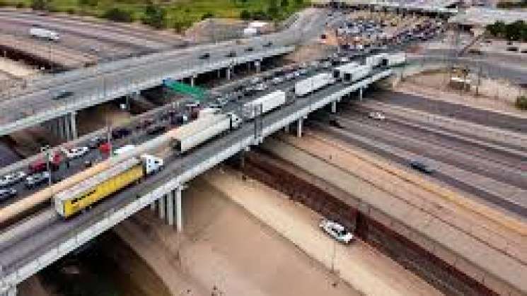 EU ordena reapertura de puentes de Texas a trenes