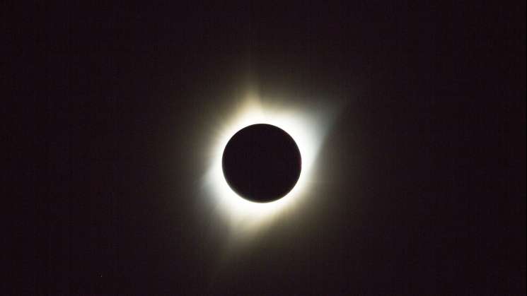 NASA invita a concurso de fotografía del eclipse 2024