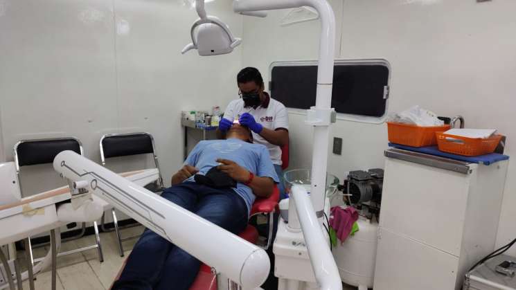 Ofrecen servicios de salud gratuitos en el Sistema DIF Oaxaca  