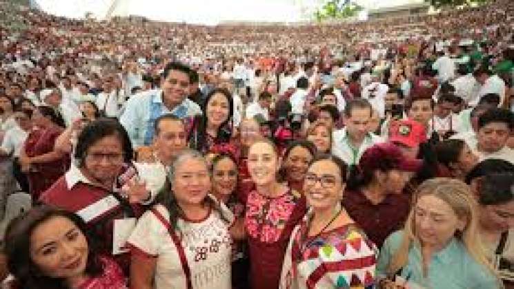 Claudia Shembaum de campaña presidencial en Oaxaca