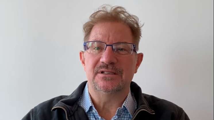 Declara Tribunal de Israel extraditable a Andrés Roemer