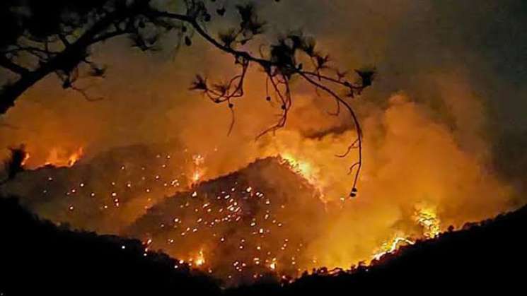 Reportan 13 incendios activos en Oaxaca 