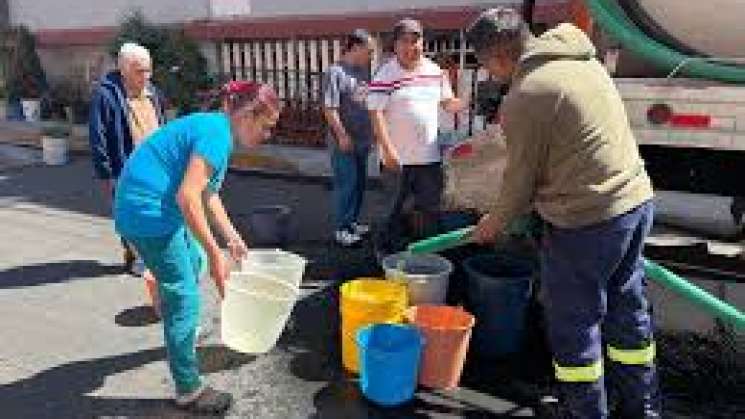 Suministro de agua a través de pipas para este viernes en capital