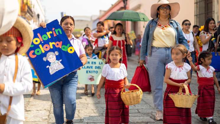 Promueven lectura a infancias en Guelaguetza por la Palabra  