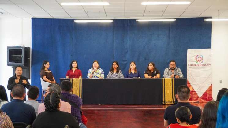 Realizan conversatorio para promover inclusión laboral