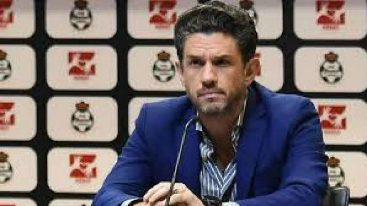 Emite FGR aprehensión para dueño de Santos y Atlas por fraude