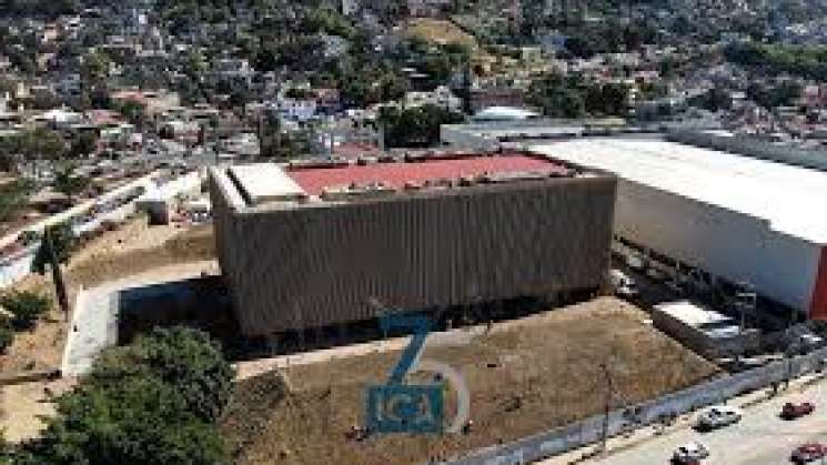 Cobró 360 MDP empresa ICA por teatro Álvaro Carrillo sin terminar