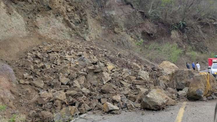  Se mantiene cerrada la circulación sobre la carretera 190 