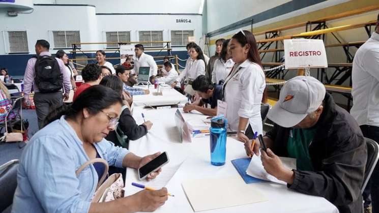 Feria del Empleo Guelaguetza 2024 acerca más de 390 ofertas