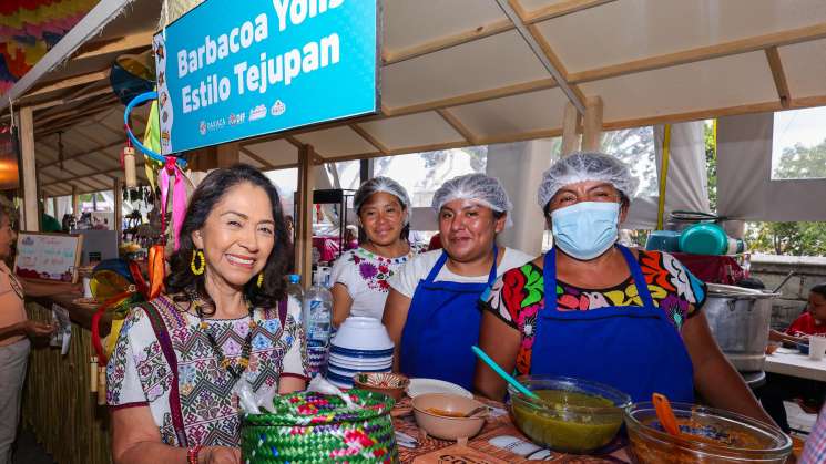 Comparten gueza, cultura y música en cierre de Guelaguetza