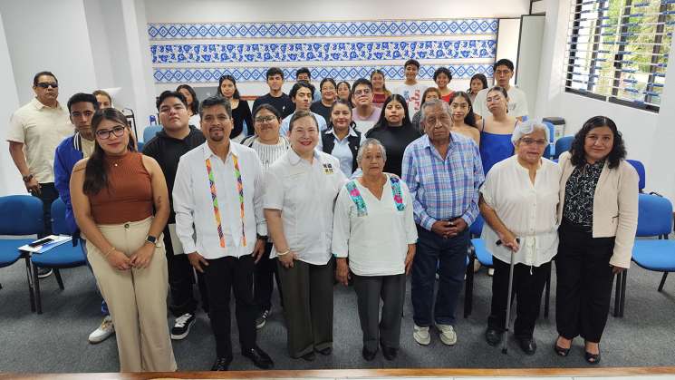 Estudiantes del ICE fueron galardonados por el IEEA