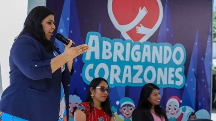 Comunicación Social se une a la campaña Abrigando Corazones 2024 