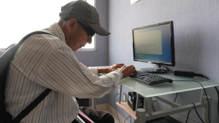 Invitan a personas con discapacidad visual a talleres en Cecyd  