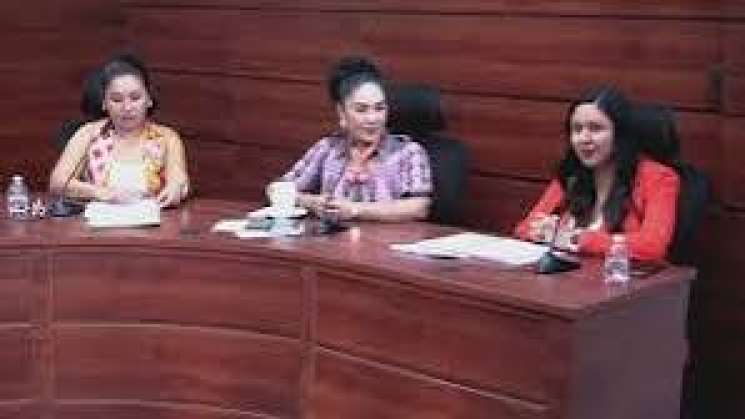 Mujeres integran la Unidad de Capacitación del TEEO   