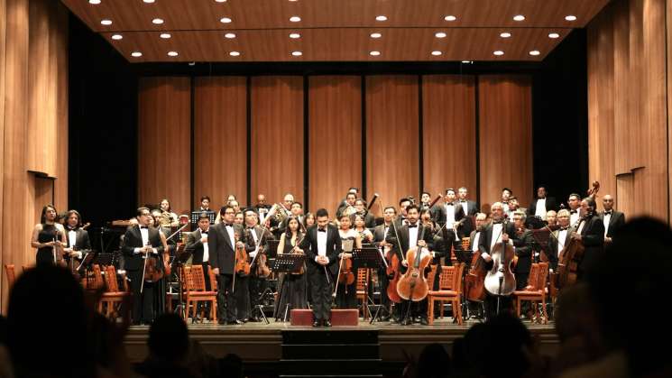 Con un lleno total, la OSO ofrece segundo concierto 