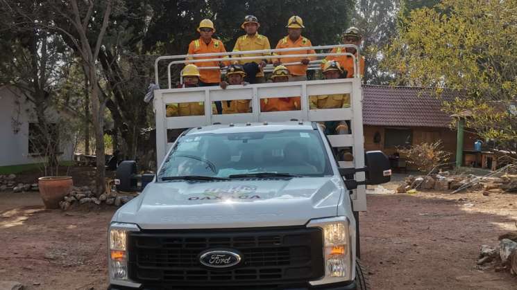 Atiende Coesfo incendio forestal en las sierras de Juárez y Sur 