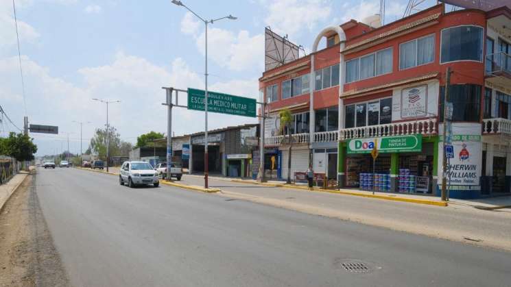 Reencarpetamiento de vialidades benefician colonias de Xoxocotlán