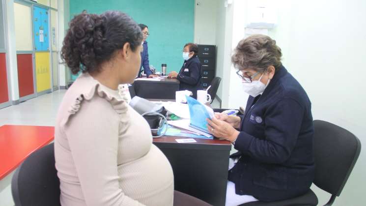 Reducen en Oaxaca la mortalidad materna en un 71.4 %: SSO