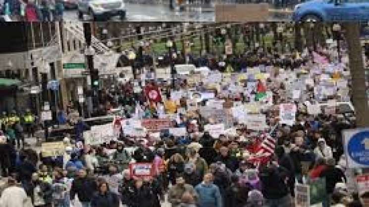 Realizan masivas protestas contra Donald Trump en EU