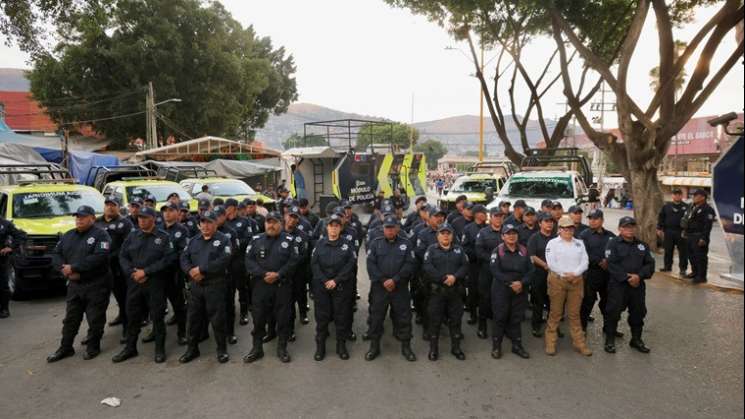 Entregan patrullas con tecnología de punta a municipio de Oaxaca