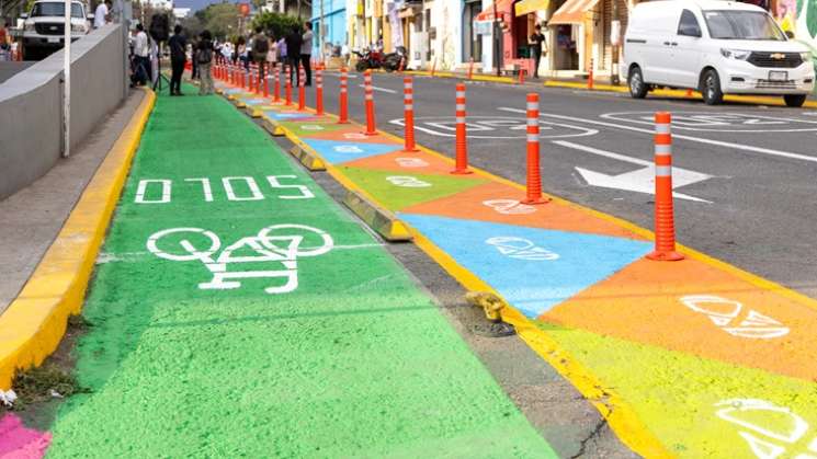 Jalatlaco luce la intervención “Arte en Asfalto” 