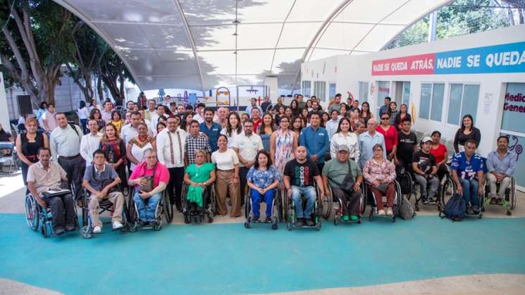 Presentan discapacitados propuestas a nueva Constitución 