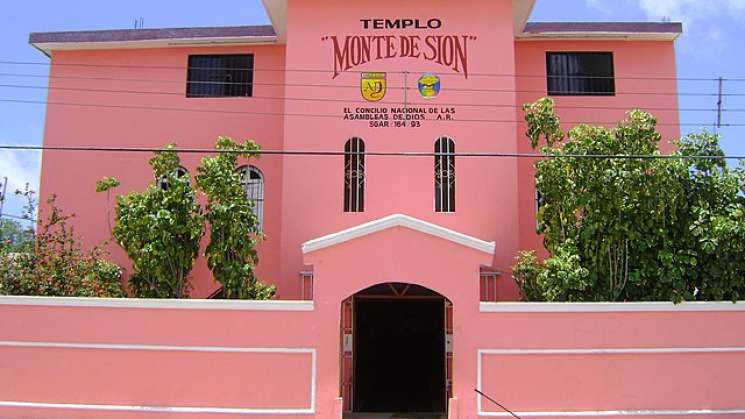 En México  aumentan más templos evangelicos que católicos 