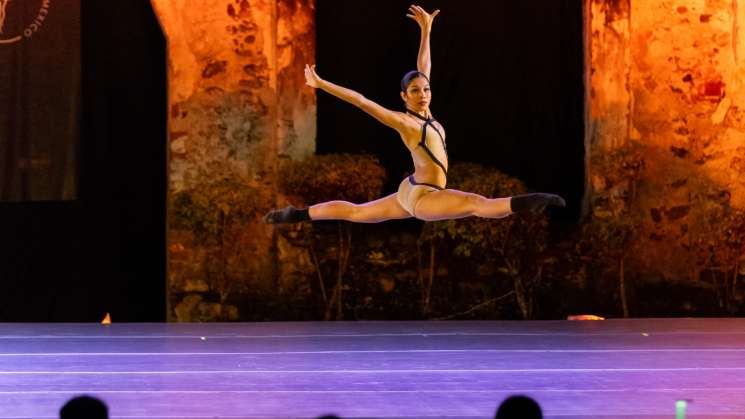 Orgullo mexicano en escenario internacional del ballet de Tampa