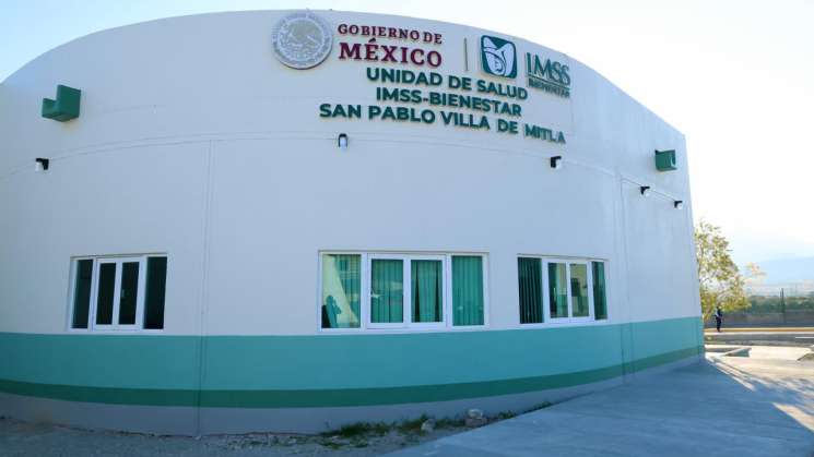 Salomón Jara inaugura Centro de Salud Urbano en San Pablo Mitla