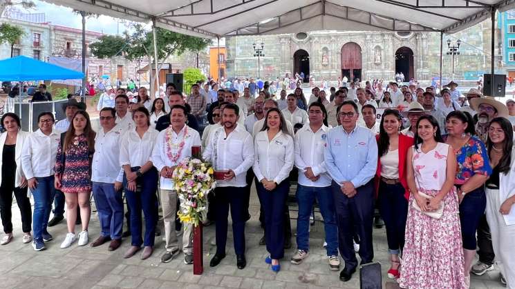 Gremio de la construcción,fundamental para desarrollo estatal:SIC