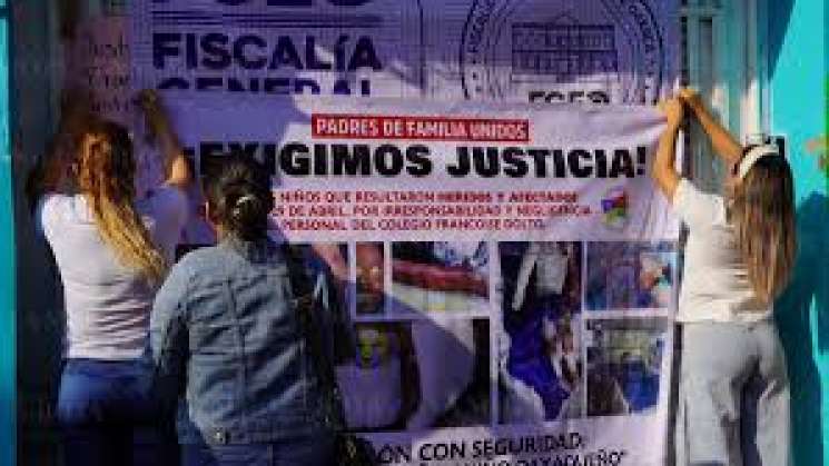 Padres de Familia piden reparación y castigo a escuela particular