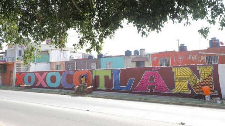 Embellecen Boulevard Nuu nita nuu yoo con mural en Xoxocotlán