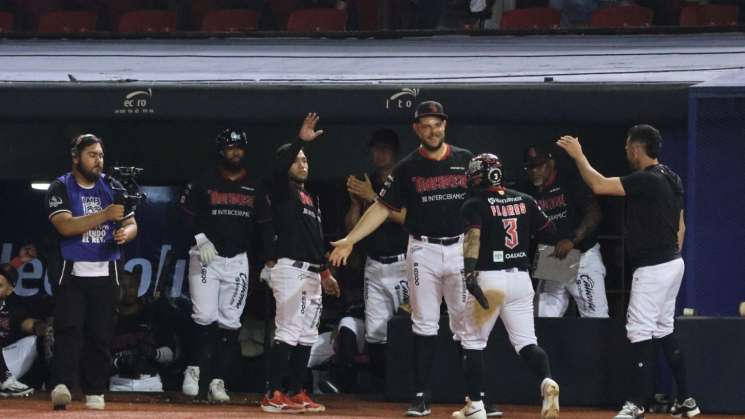 Jake Faria guía a la victoria a los Guerreros de Oaxaca 