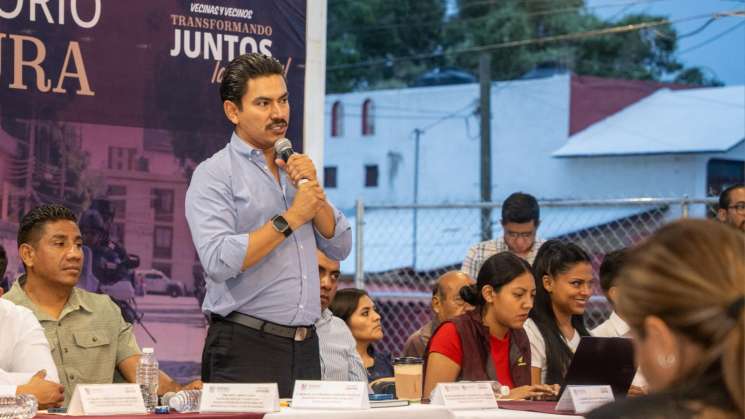 Ray Chagoya compromete obras con la Agencia Donají