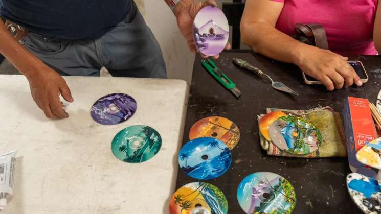  Injeo convoca a jóvenes en el taller “Pinta, recicla y crea”   