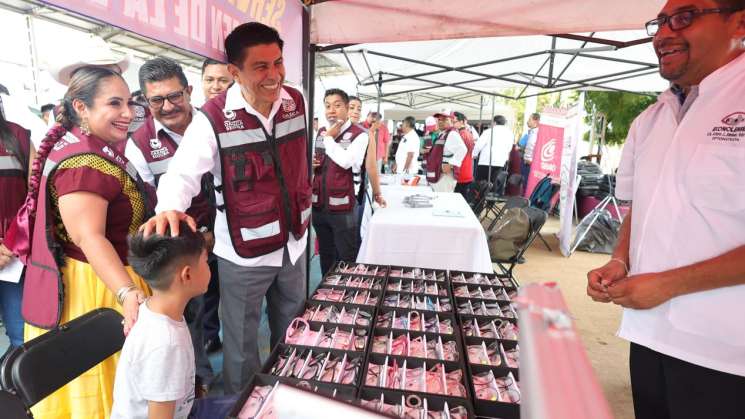 Lleva Salomón Jara servicios de bienestar a la Costa